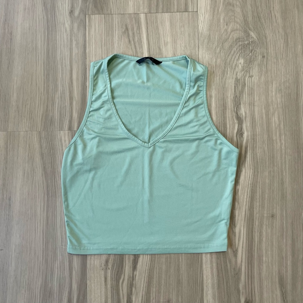 Womens Mint Green V-Neck Sleeveless Crop Top Tank